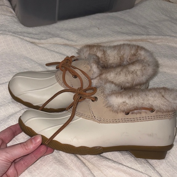 Sperry Women's Winter Boots - Cream and Tan - Picture 2 of 4
